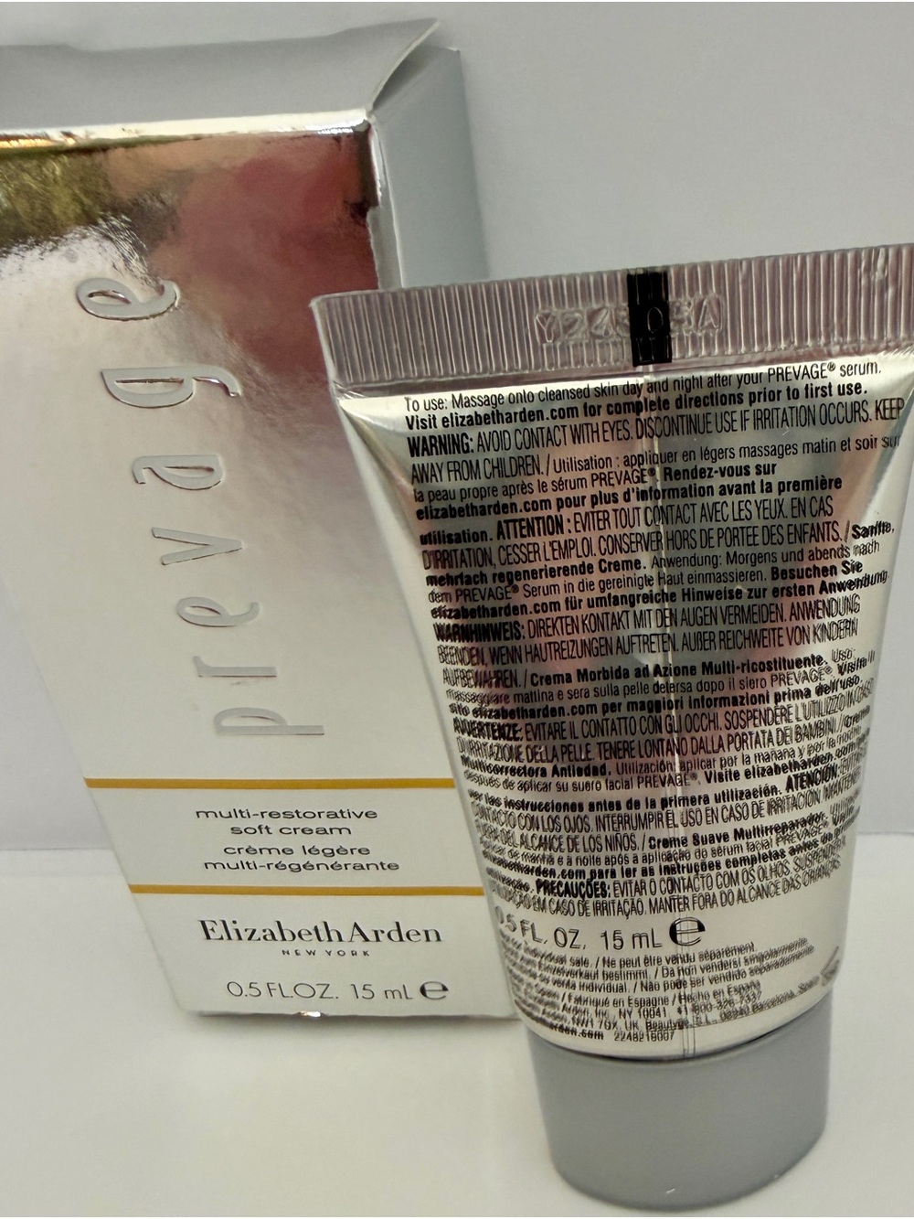 Elizabeth Arden Prevage Multi-Restorative Soft Cream - Picture 2 of 4